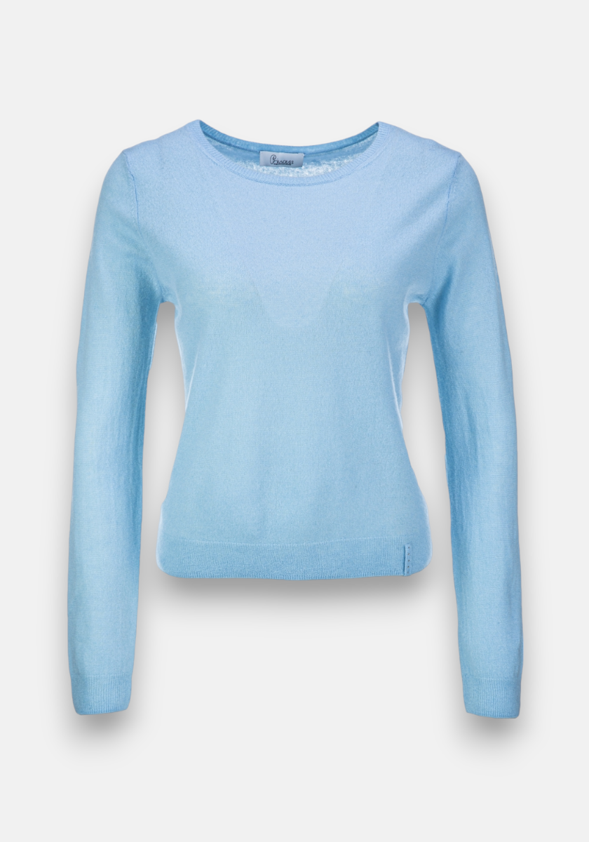 A light blue Princess Goes Hollywood Kaschmir Pullover with long sleeves, crew neck, ribbed cuffs and hem, and subtle Strassdetail accents is shown against a white background—ideal for casual or semi-casual wear.