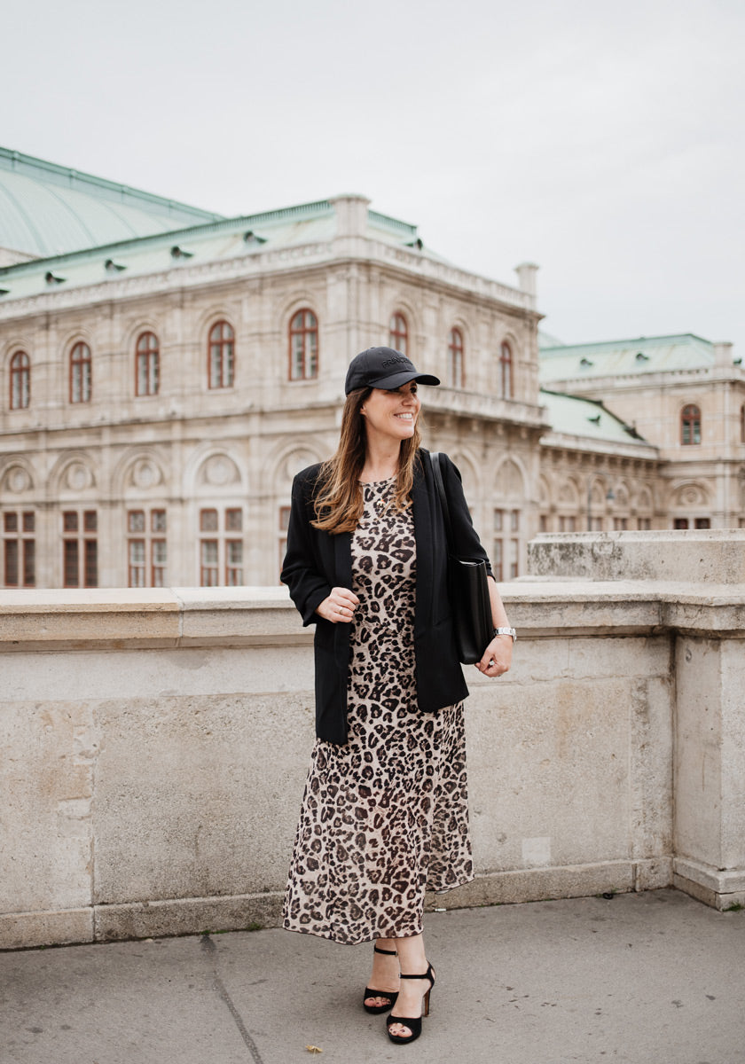 Long mesh short-sleeve dress leopard