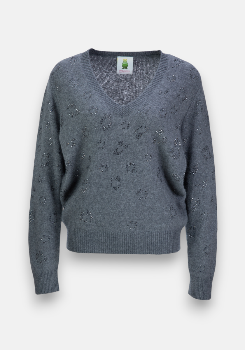 A gray Princess Goes Hollywood Strickpullover with V-Ausschnitt, long sleeves, ribbed cuffs and hem, and subtle Strassverzierung in a scattered pattern on the front is shown against a plain white background.