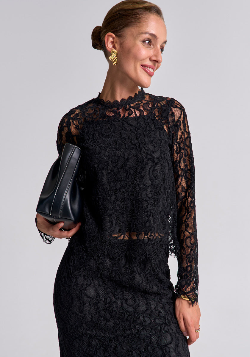 Crochet lace pencil skirt
