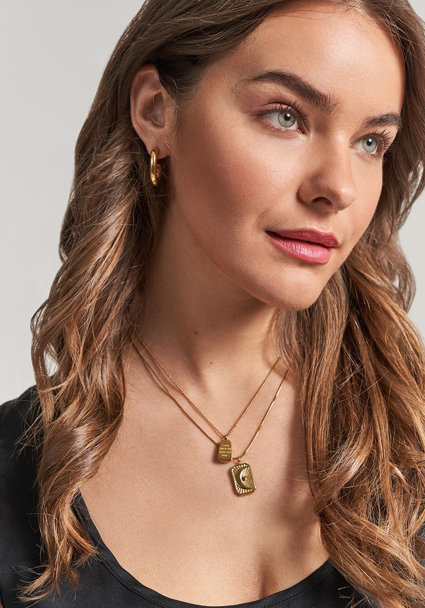 Necklace to the moon & back