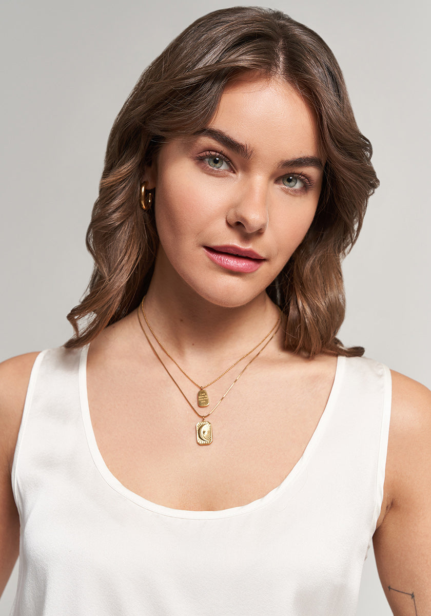 Necklace to the moon & back