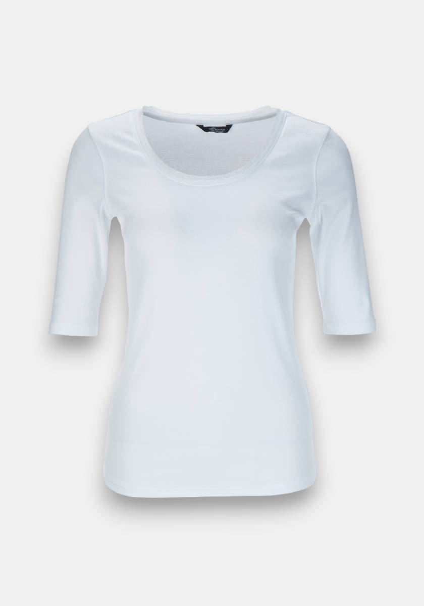 The Princess Goes Hollywood women’s plain white 3/4-arm shirt, made from soft cotton, features a fitted cut and round neckline. Displayed on a white background with a subtle shadow, it has no logos or patterns.