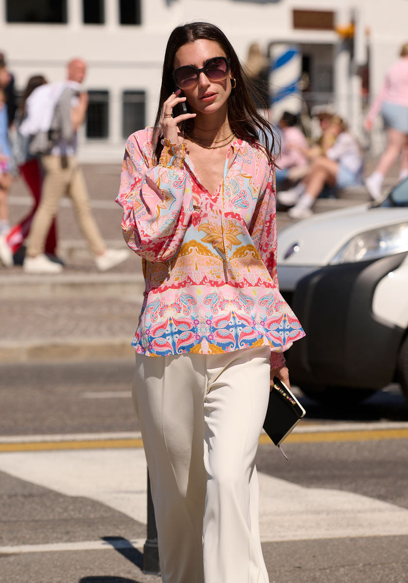 Seidenbluse mit Ornamentdruck