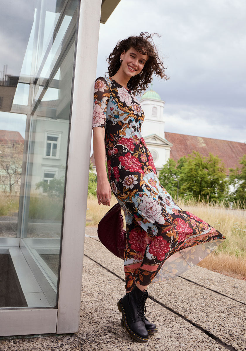 Long mesh short-sleeved dress retro flowers