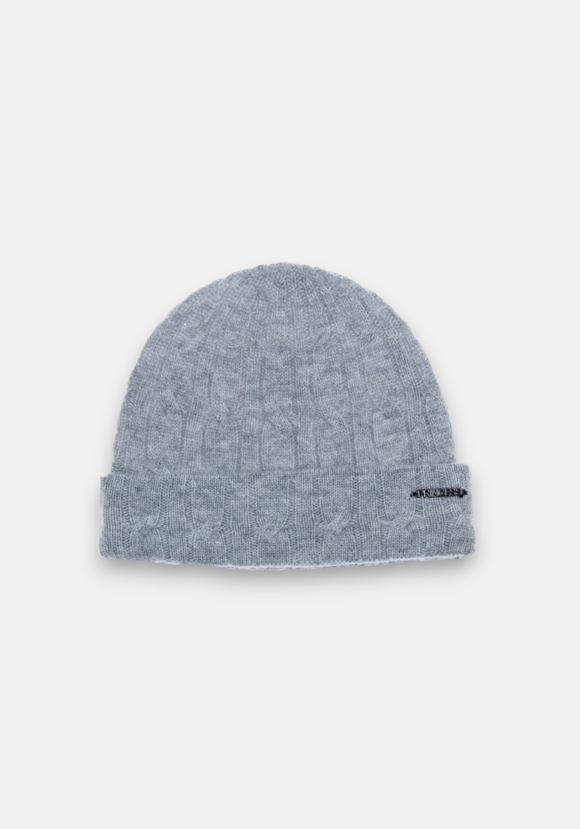 Bonnet en tricot torsadé