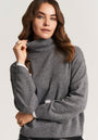 Pull col roulé avec contraste &amp; strass