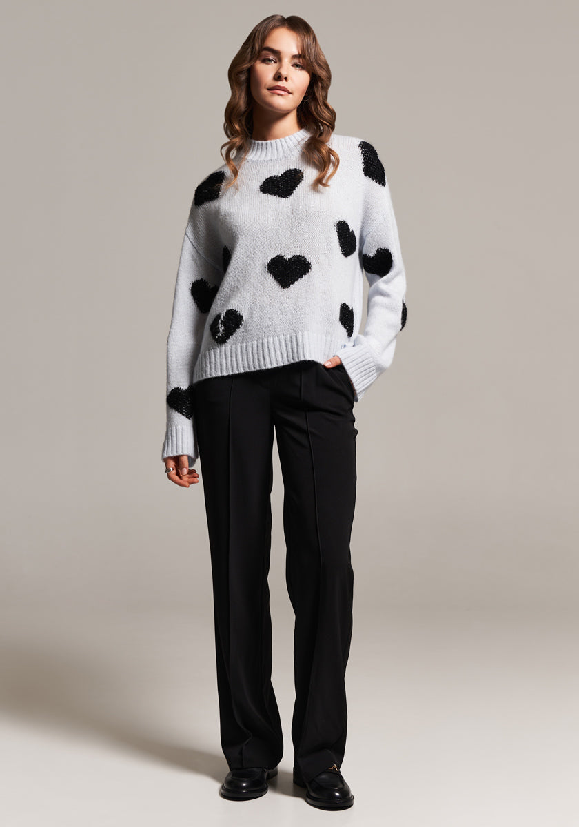 Pullover mit Herzmotiv