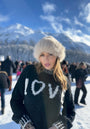 Grobstrickpullover Love mit Kontrastnähten