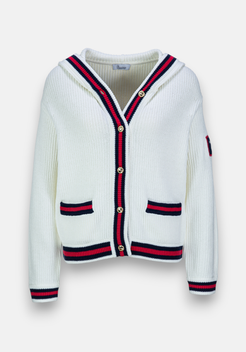 A white Princess Goes Hollywood Strickjacke with Kapuze, gold buttons, red and navy striped trim on edges, cuffs, hem, pocket openings; two front pockets; Kontrastnähte details; small patch on upper left sleeve.