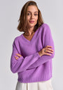 Purple V-neck sweater made of pure cashmere