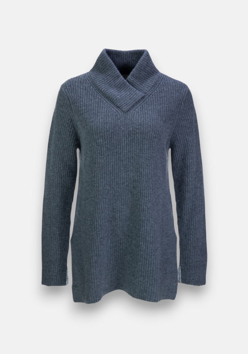 A long-sleeve, ribbed Strickpullover from Princess Goes Hollywood in dark gray with a relaxed fit and wide folded Stehkragen. The wool-cashmere blend sweater features a simple, cozy design without buttons or embellishments.