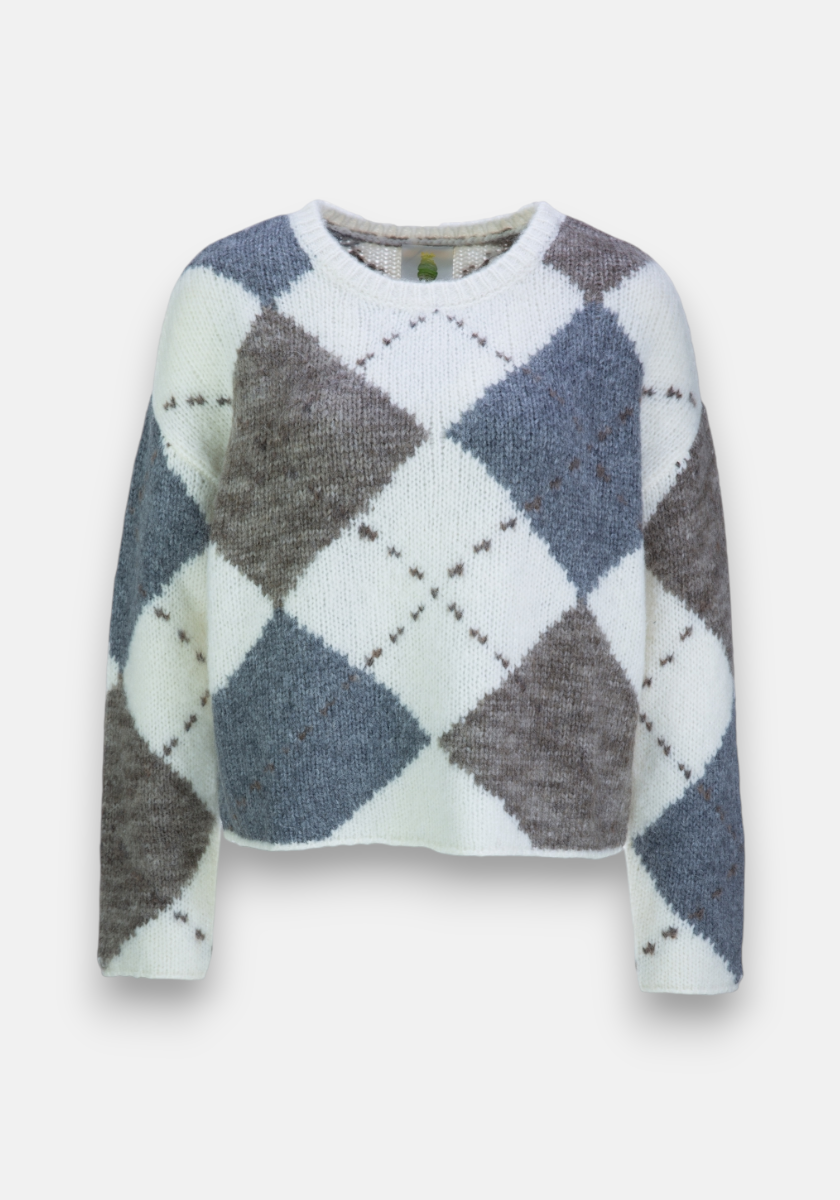 A cozy Strickpullover by Princess Goes Hollywood with a bold argyle pattern in white, grey, and blue. Made from soft wool-alpaca blend, it has long sleeves, a round neck, and ribbed trims. Displayed on a plain white background.