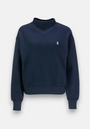 Princess Goes Hollywood navy blue Sweatpullover with long sleeves, ribbed cuffs and hem, and a small white embroidered logo on the left chest. Made from soft Baumwolle fleece in a relaxed fit. Light gray background. No visible pockets or zippers.