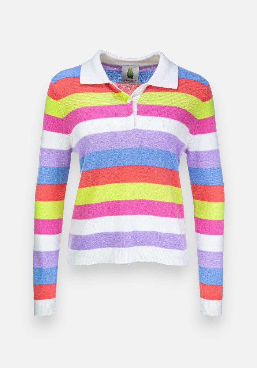 Langärmeliger Kaschmir-Pullover von Princess Goes Hollywood mit auffälligen Querstreifen in Weiß, Lindgrün, Rot, Lavendel-Lila und Hellblau. Mit weißen Polokragen und Manschetten sowie einer geknöpften Halsmanschette.