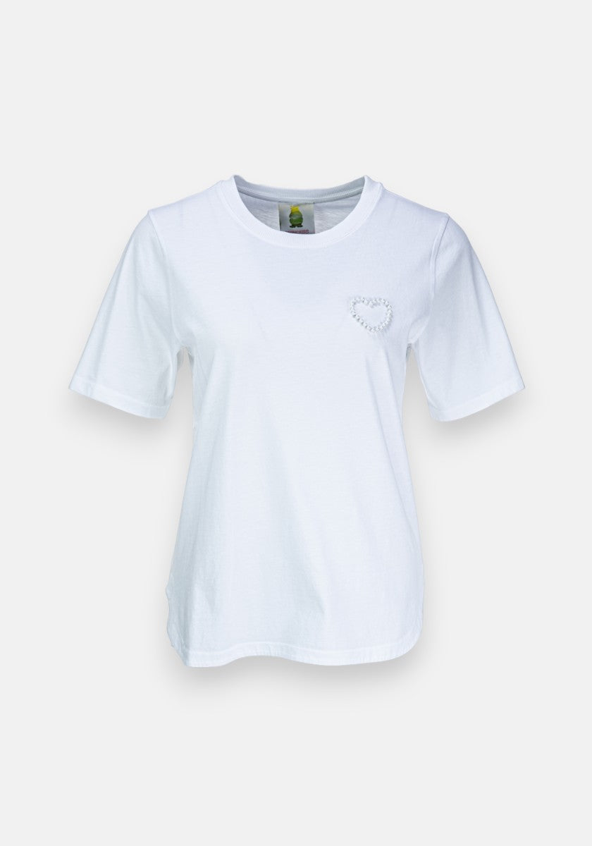 Ein schlichtes weißes Baumwolle T-Shirt von Princess Goes Hollywood ist auf weißem Hintergrund abgebildet. Es hat einen subtilen gestickten Herzumriss mit Perlendeko auf der linken Brust, einen klassischen Rundhalsausschnitt und eine lockere Passform.