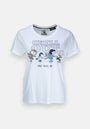 Princess Goes Hollywood weißes kurzärmeliges Baumwoll-T-Shirt mit CHILL OUT Text, tanzenden Peanuts-Figuren, LOVE - PEACE - JOY"-Aufdruck unten, Rundhalsausschnitt, sichtbarem Nackenschild und verspieltem Anhänger.