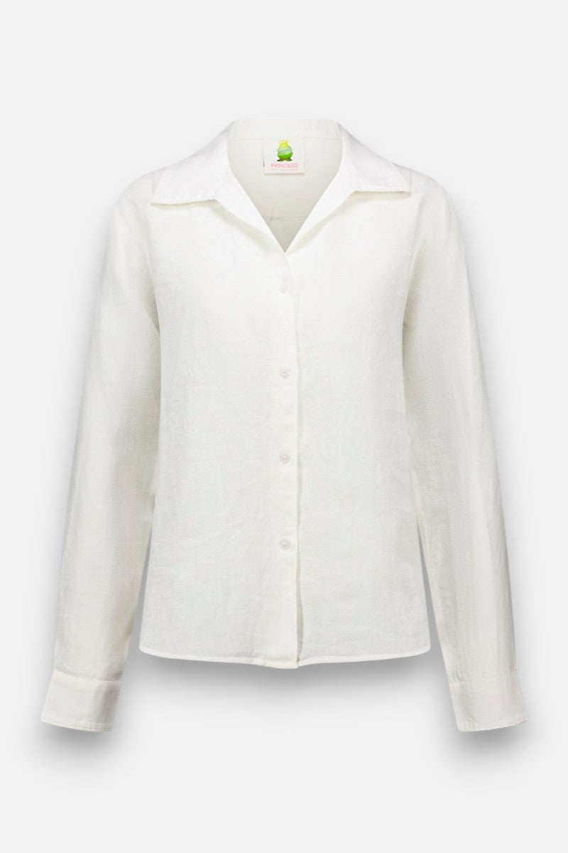 Eine langärmelige Leinen-Hemdbluse von Princess Goes Hollywood mit klassischem Hemdkragen, hergestellt aus leichtem Stoff. Das Hemd hat ein schlichtes, elegantes und zeitloses Design und ist auf einem schlichten weißen Hintergrund zu sehen.
