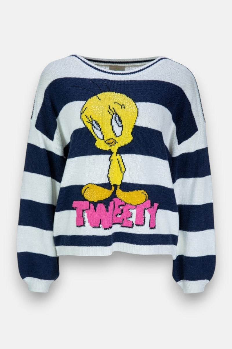 Ein gestreifter Pullover von Princess Goes Hollywood aus weichem Baumwollmix mit navy-weißen Streifen, handgestrickter Tweety-Intarsie vorn und pinkem "TWEETY"-Schriftzug. Locker und leicht übergroß geschnitten.
