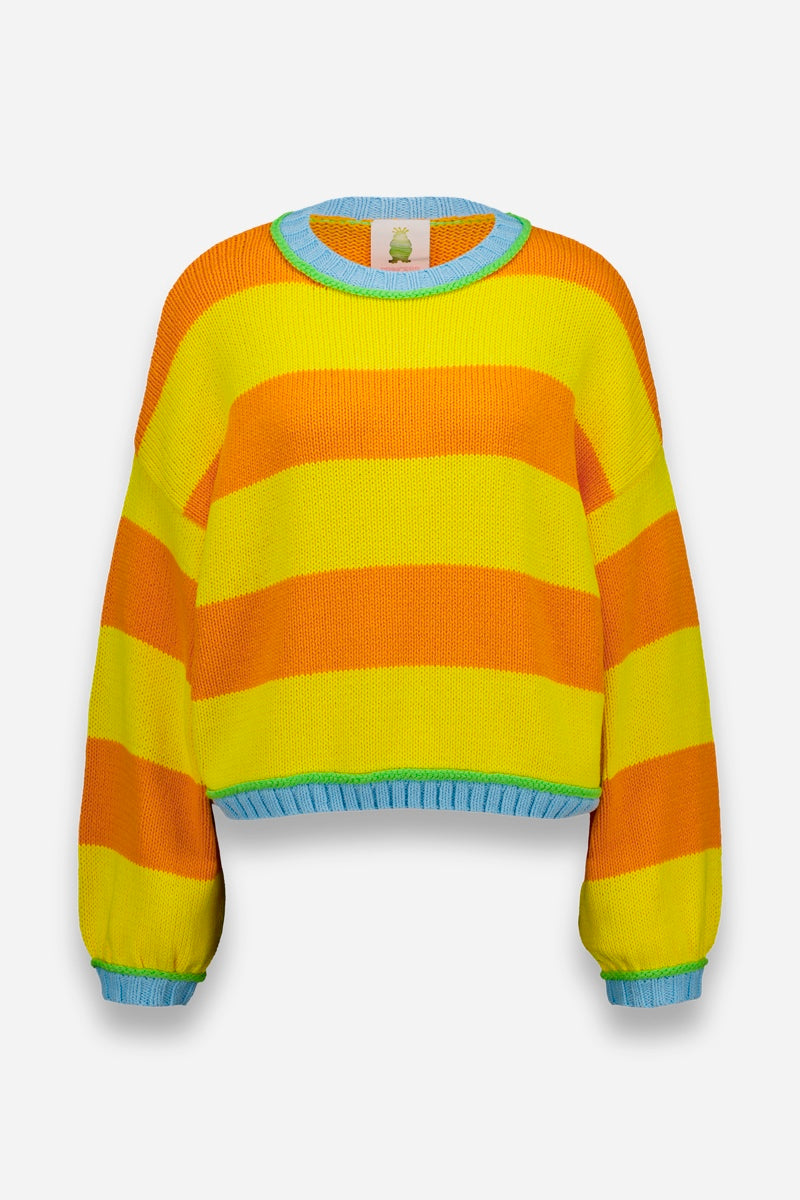 Der gestreifte Pullover von Princess Goes Hollywood überzeugt mit weitem Schnitt, Baumwollanteil, leuchtend gelben und orangen Streifen auf Weiß sowie Rundhalsausschnitt und hellblauen Rippbündchen.