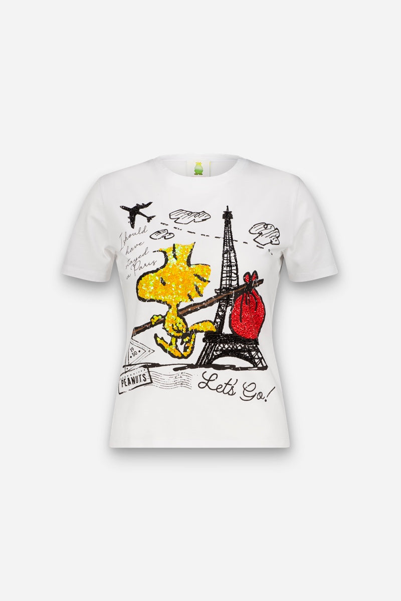 Weißes T-Shirt „Princess Goes Hollywood“ in limitierter Auflage mit Woodstock-Paillettenprint: Er sitzt auf einem Ast neben einer roten Tasche und dem Eiffelturm, dazu Wolken, ein Vogel sowie die Aufschriften „Travel, Learn, Have Fun!“ und „Let’s Go!“ sorgen für einen verspielten Look.