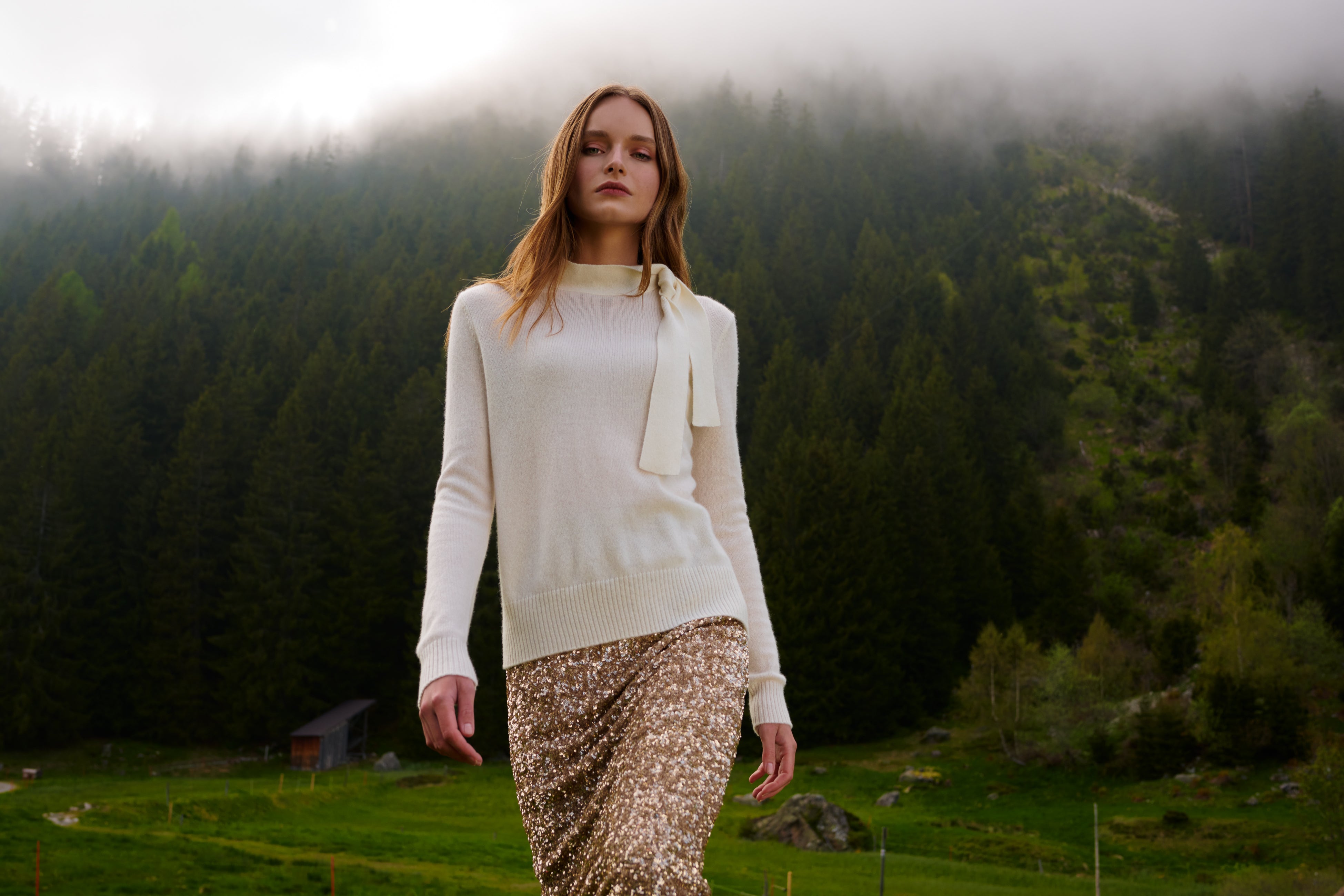 Elegant and soft cashmere fashion for indoors and outdoors and always wrapped up warm