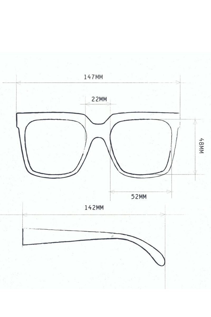 Strichzeichnung der Okkia Oversized Quadratische Sonnenbrille, mit Vorder- und Seitenansicht. Mit dicken Rändern und leicht gebogenen Bügeln. Maße: Rahmenbreite 147 mm, Glasbreite 52 mm, Brücke 22 mm, Glashöhe 48 mm, Bügellänge 142 mm.